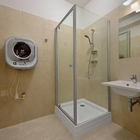 Apartment Self Check-in By Ambiente