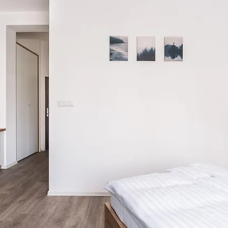 Apartment Self Check-in By Ambiente *