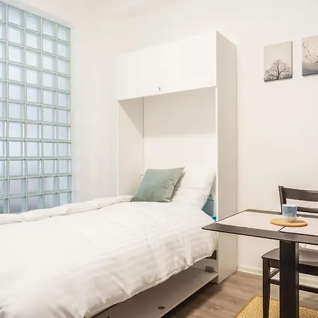 Apartment Self Check-in By Ambiente
