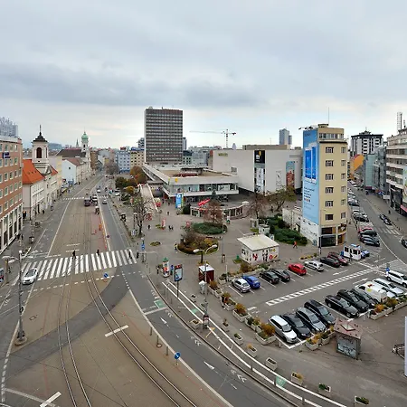 Self Check-in By Ambiente Apartment Bratislava